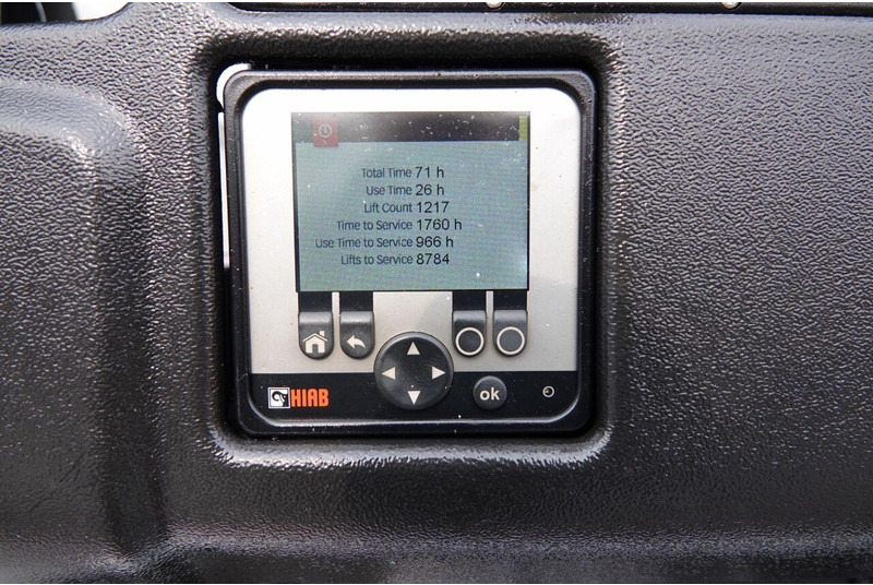 Renault C 380 / 6x2 / SKRZYNIOWY / HDS HIAB 138 B-3 WYSÓW 10,5 M / ROTAT - Tent veoauto: pilt 5 Renault C 380 / 6x2 / SKRZYNIOWY / HDS HIAB 138 B-3 WYSÓW 10,5 M / ROTAT - Tent veoauto: pilt 5