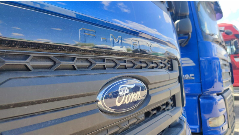 Ford F-MAX 500 Tractor Lowdeck - MEGA - Sadulveok: pilt 3 Ford F-MAX 500 Tractor Lowdeck - MEGA - Sadulveok: pilt 3