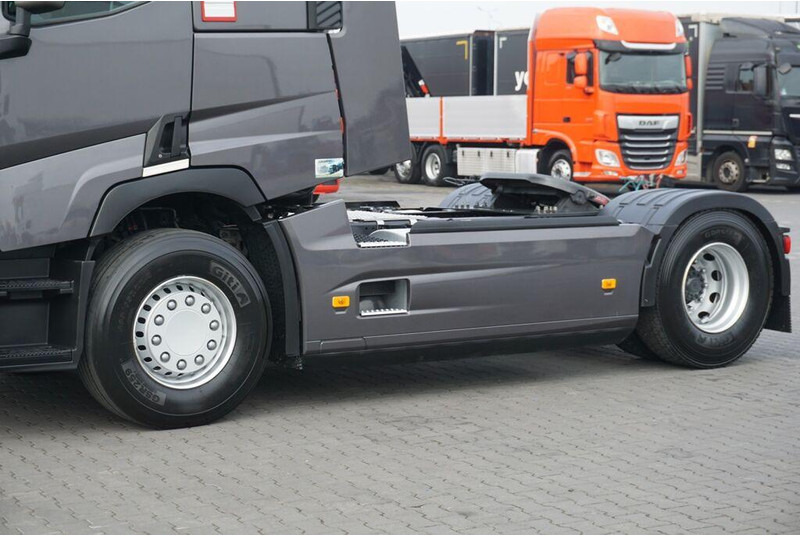 Renault T 460 / EURO 6 / ACC / SLEEPER CAB - Sadulveok: pilt 4 Renault T 460 / EURO 6 / ACC / SLEEPER CAB - Sadulveok: pilt 4
