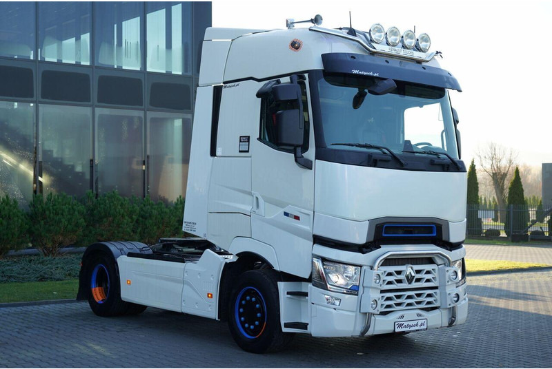 Renault T 520 / RETARDER / SKÓRY / LIMITED / TEAM ALPINE 52/99 - Sadulveok: pilt 4 Renault T 520 / RETARDER / SKÓRY / LIMITED / TEAM ALPINE 52/99 - Sadulveok: pilt 4