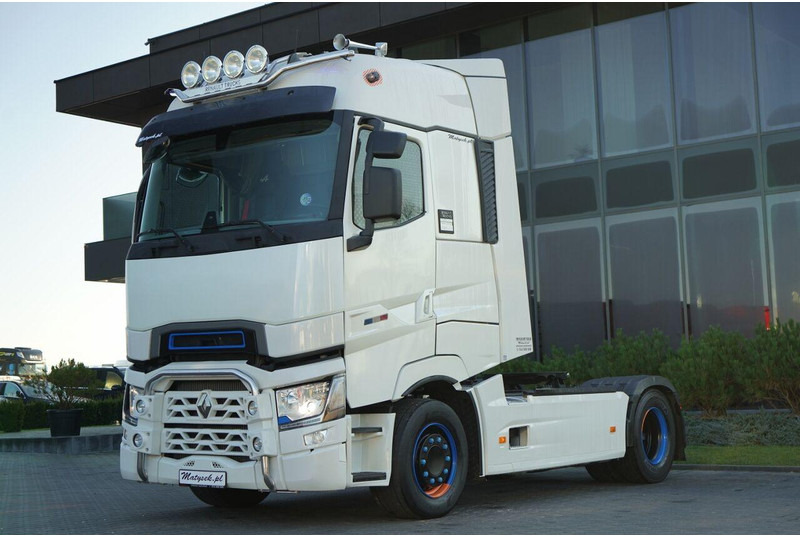 Renault T 520 / RETARDER / SKÓRY / LIMITED / TEAM ALPINE 52/99 - Sadulveok: pilt 1 Renault T 520 / RETARDER / SKÓRY / LIMITED / TEAM ALPINE 52/99 - Sadulveok: pilt 1