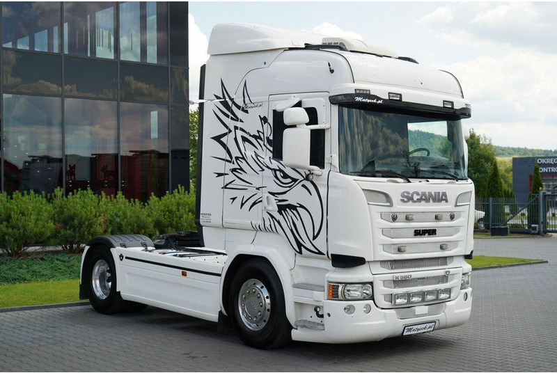 Scania R 580 / V8 / RETARDER / FULL AIRMATIC / I-PARK COOL/ SKÓRY / OPO - Sadulveok: pilt 2 Scania R 580 / V8 / RETARDER / FULL AIRMATIC / I-PARK COOL/ SKÓRY / OPO - Sadulveok: pilt 2