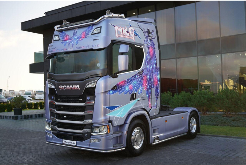 Scania S 580 / V8 / ORGINALNA EDYCJA LIMITED / NR 010 / RETARDER / I-PA - Sadulveok: pilt 2 Scania S 580 / V8 / ORGINALNA EDYCJA LIMITED / NR 010 / RETARDER / I-PA - Sadulveok: pilt 2