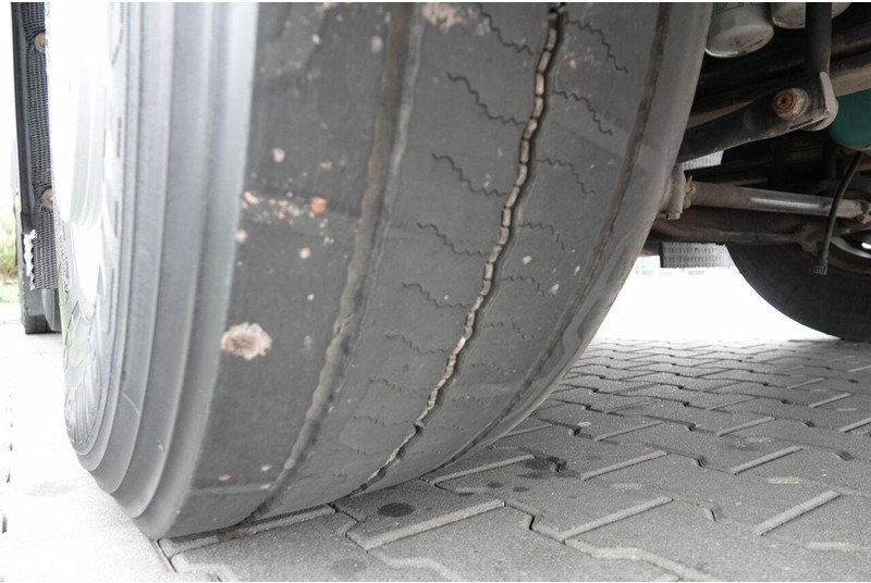 Sadulveok Volvo FH 500 / PUSHER / 3 Osiowy ciągnik siodłowy / PEŁNY ADR / RETARD: pilt 17 Sadulveok Volvo FH 500 / PUSHER / 3 Osiowy ciągnik siodłowy / PEŁNY ADR / RETARD: pilt 17