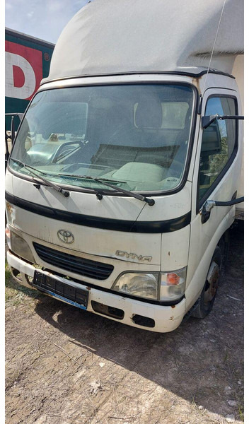 Toyota Dyna 150 3,0 D - Koffer - Tarbesõiduk furgoon: pilt 1 Toyota Dyna 150 3,0 D - Koffer - Tarbesõiduk furgoon: pilt 1