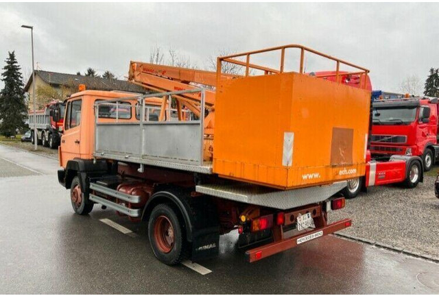 Mercedes-Benz 709 Bucket truck Wumag 14 m - Veoauto, Kraanaga veoauto: pilt 3 Mercedes-Benz 709 Bucket truck Wumag 14 m - Veoauto, Kraanaga veoauto: pilt 3