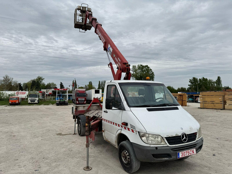 Mercedes-Benz Sprinter 311 - OMME 1950 - Lifting Basket - Veoauto, Kraanaga veoauto: pilt 1 Mercedes-Benz Sprinter 311 - OMME 1950 - Lifting Basket - Veoauto, Kraanaga veoauto: pilt 1
