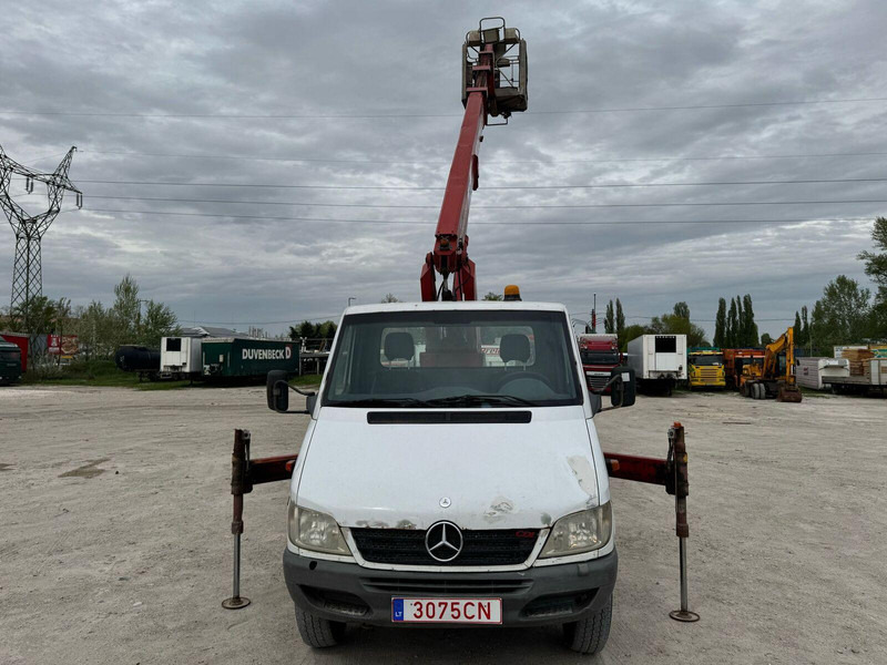 Mercedes-Benz Sprinter 311 - OMME 1950 - Lifting Basket - Veoauto, Kraanaga veoauto: pilt 2 Mercedes-Benz Sprinter 311 - OMME 1950 - Lifting Basket - Veoauto, Kraanaga veoauto: pilt 2