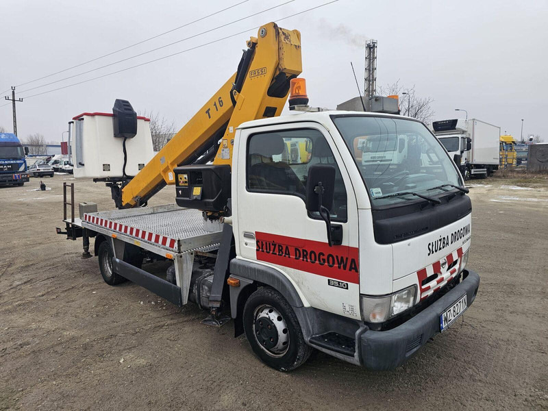 Nissan Cabstar 35.10 - Socage Lifting Basket - 16m - Veoauto, Kraanaga veoauto: pilt 2 Nissan Cabstar 35.10 - Socage Lifting Basket - 16m - Veoauto, Kraanaga veoauto: pilt 2