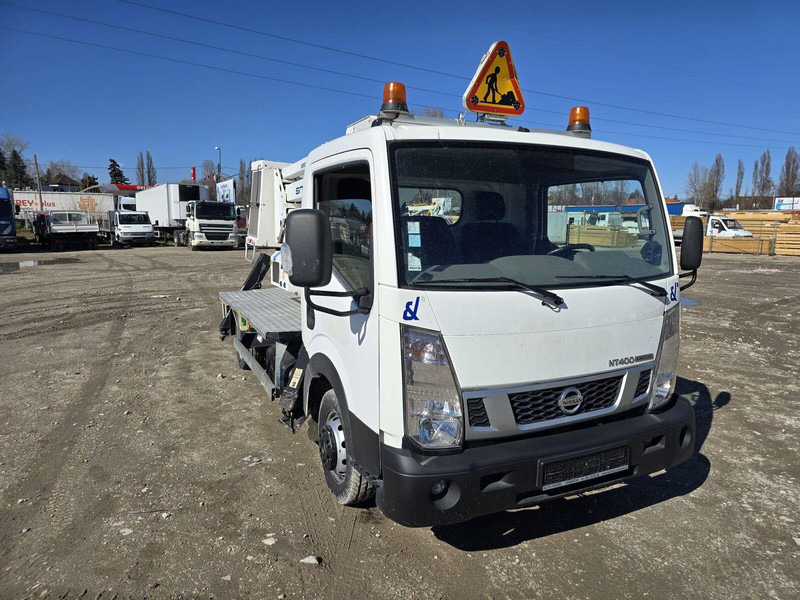 Nissan Cabstar NT 400 Oil & Steel Snake 2010H - 20m - 2 pieces - Veoauto, Kraanaga veoauto: pilt 4 Nissan Cabstar NT 400 Oil & Steel Snake 2010H - 20m - 2 pieces - Veoauto, Kraanaga veoauto: pilt 4