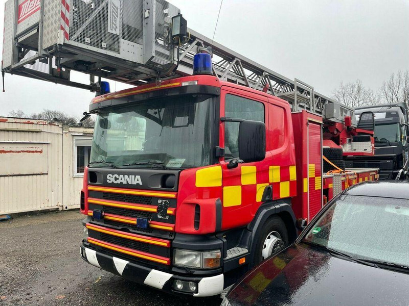 Scania P94-300 Emelőkosaras 33m - Veoauto, Kraanaga veoauto: pilt 2 Scania P94-300 Emelőkosaras 33m - Veoauto, Kraanaga veoauto: pilt 2