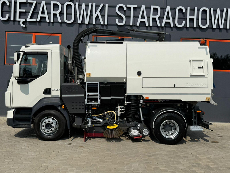 Volvo VOLVO FL 15.250 Euro 6 // zamiatarka dwustronna JOHNSTON VT652 - Tänavapühkimismasin: pilt 2 Volvo VOLVO FL 15.250 Euro 6 // zamiatarka dwustronna JOHNSTON VT652 - Tänavapühkimismasin: pilt 2