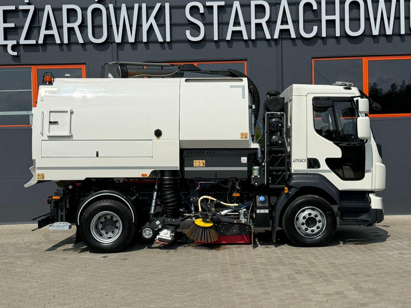 Volvo VOLVO FL 15.250 Euro 6 // zamiatarka dwustronna JOHNSTON VT652 - Tänavapühkimismasin: pilt 5 Volvo VOLVO FL 15.250 Euro 6 // zamiatarka dwustronna JOHNSTON VT652 - Tänavapühkimismasin: pilt 5