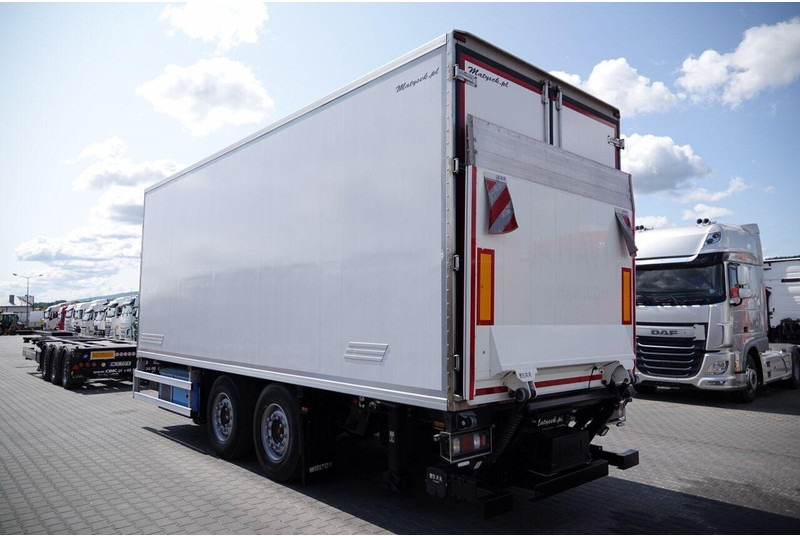 Wielton PRZYCZEPA CHŁODNIA / IGLOOCAR / THERMO KING - FRIGOBLOCK / WINDA - Külmikjärelhaagis: pilt 3 Wielton PRZYCZEPA CHŁODNIA / IGLOOCAR / THERMO KING - FRIGOBLOCK / WINDA - Külmikjärelhaagis: pilt 3