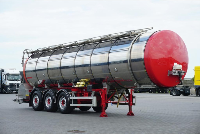 Wielton SOMMER / CYSTERNA SPOZYWCZA / 28 374 LITRÓW / 4 KOMOROWA / WEBAS - Tsistern poolhaagis: pilt 2 Wielton SOMMER / CYSTERNA SPOZYWCZA / 28 374 LITRÓW / 4 KOMOROWA / WEBAS - Tsistern poolhaagis: pilt 2