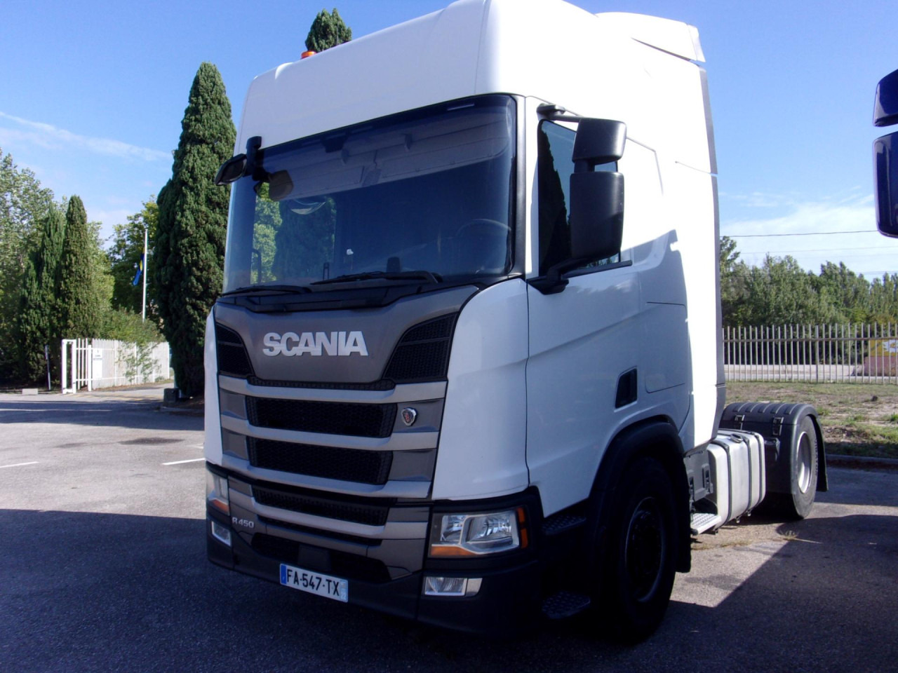 SCANIA R 450 A4x2NA - Sadulveok: pilt 1 SCANIA R 450 A4x2NA - Sadulveok: pilt 1