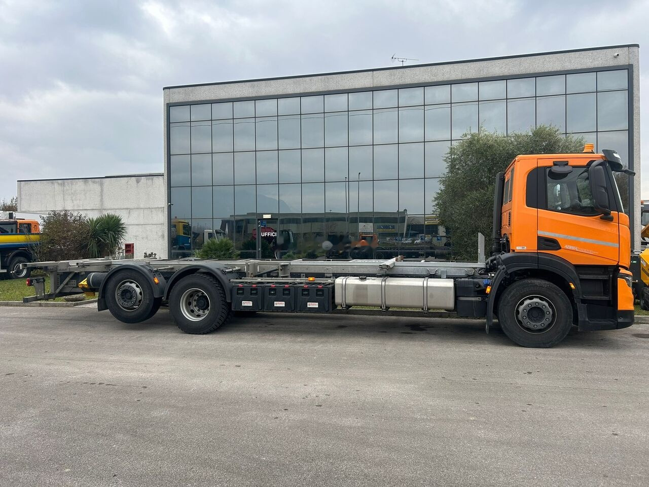 IVECO 400 - Kabiinišassiiga veoauto: pilt 4 IVECO 400 - Kabiinišassiiga veoauto: pilt 4