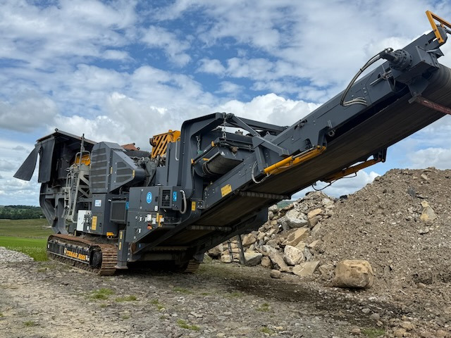 Tesab 800i - Lõuapurustaja: pilt 1 Tesab 800i - Lõuapurustaja: pilt 1