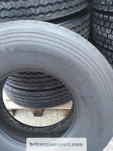 FACTORY Retread 13R22.5 156/150J Truck Tyres | Heavy-Duty | Export Ready - Rehv: pilt 4 FACTORY Retread 13R22.5 156/150J Truck Tyres | Heavy-Duty | Export Ready - Rehv: pilt 4