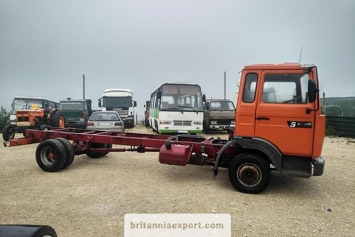 RENAULT Midliner S120 Turbo 7.7 Ton Chassis Cab Truck | ZF Manual | - Kabiinišassiiga veoauto: pilt 4 RENAULT Midliner S120 Turbo 7.7 Ton Chassis Cab Truck | ZF Manual | - Kabiinišassiiga veoauto: pilt 4