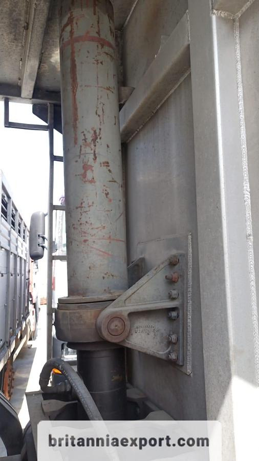 VOLVO FL7 260 Intercooler 6X2 Tipper – 26 Ton | 8 Tyres | Export Ready - Kallurauto: pilt 5 VOLVO FL7 260 Intercooler 6X2 Tipper – 26 Ton | 8 Tyres | Export Ready - Kallurauto: pilt 5