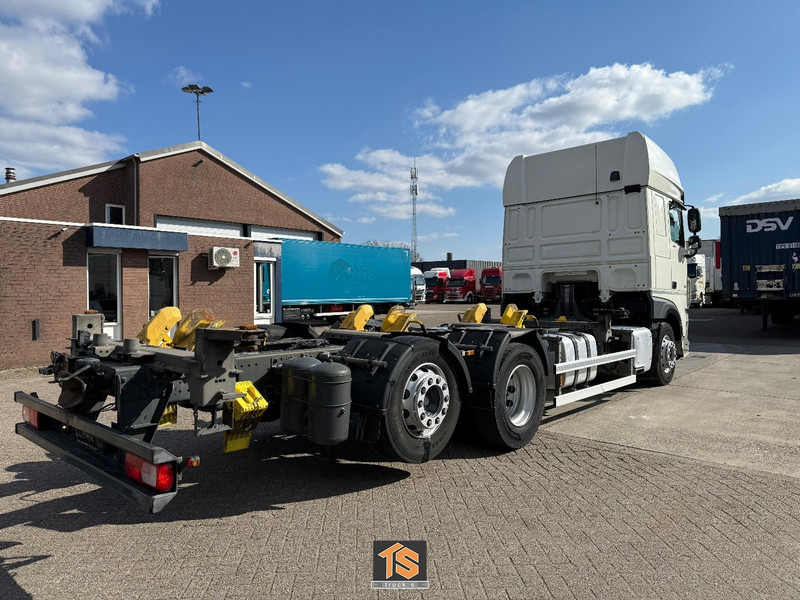 DAF XF 480 FAN SSC - LBW - RETARDER - BDF - KLIMA - GERMAN TRUCK - TOP! - Konteinerveduk/ Tõstukiga veoauto: pilt 4 DAF XF 480 FAN SSC - LBW - RETARDER - BDF - KLIMA - GERMAN TRUCK - TOP! - Konteinerveduk/ Tõstukiga veoauto: pilt 4