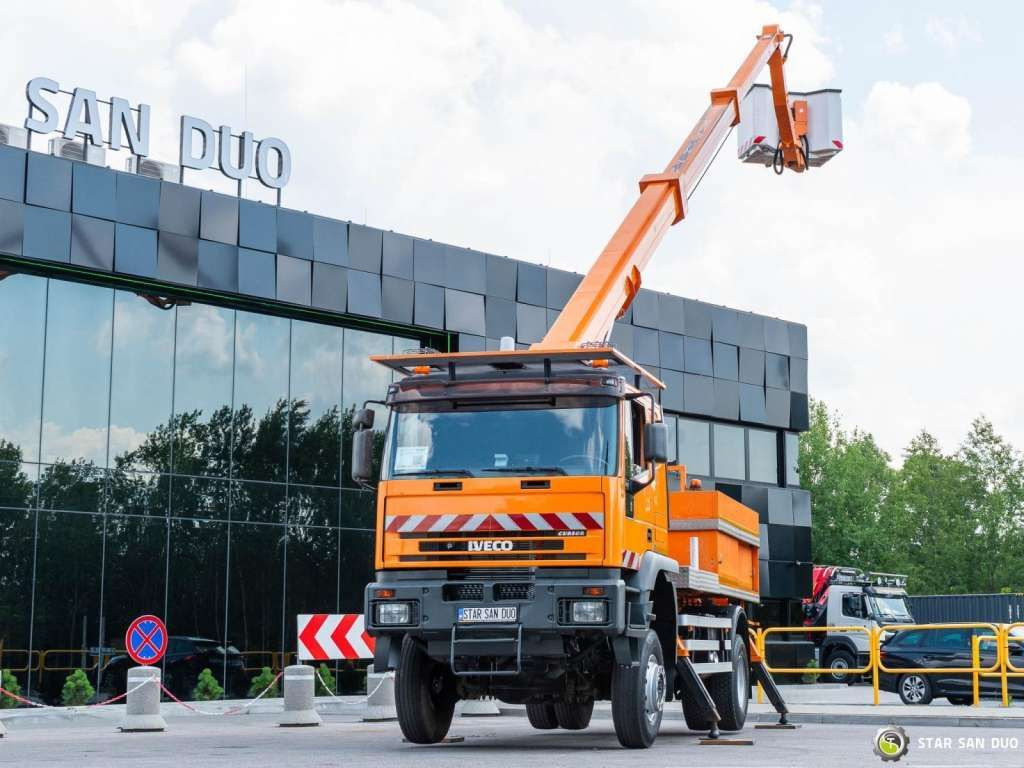 Iveco CURSOR 240 4x4 RUTHMANN T225 22,5 Meters Lift - Veoautolt tõusev platvorm: pilt 5 Iveco CURSOR 240 4x4 RUTHMANN T225 22,5 Meters Lift - Veoautolt tõusev platvorm: pilt 5