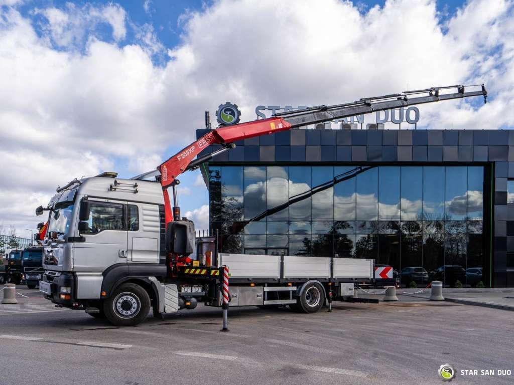 MAN TGA 18.350 4x4 Fassi F235 Crane Kran - Kraanaga veoauto: pilt 2 MAN TGA 18.350 4x4 Fassi F235 Crane Kran - Kraanaga veoauto: pilt 2