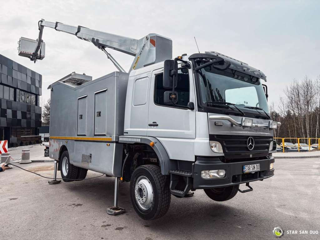 Mercedes-Benz 1529 4x4 Atego Lift Palfinger Wumag WT 230 - Veoautolt tõusev platvorm: pilt 4 Mercedes-Benz 1529 4x4 Atego Lift Palfinger Wumag WT 230 - Veoautolt tõusev platvorm: pilt 4