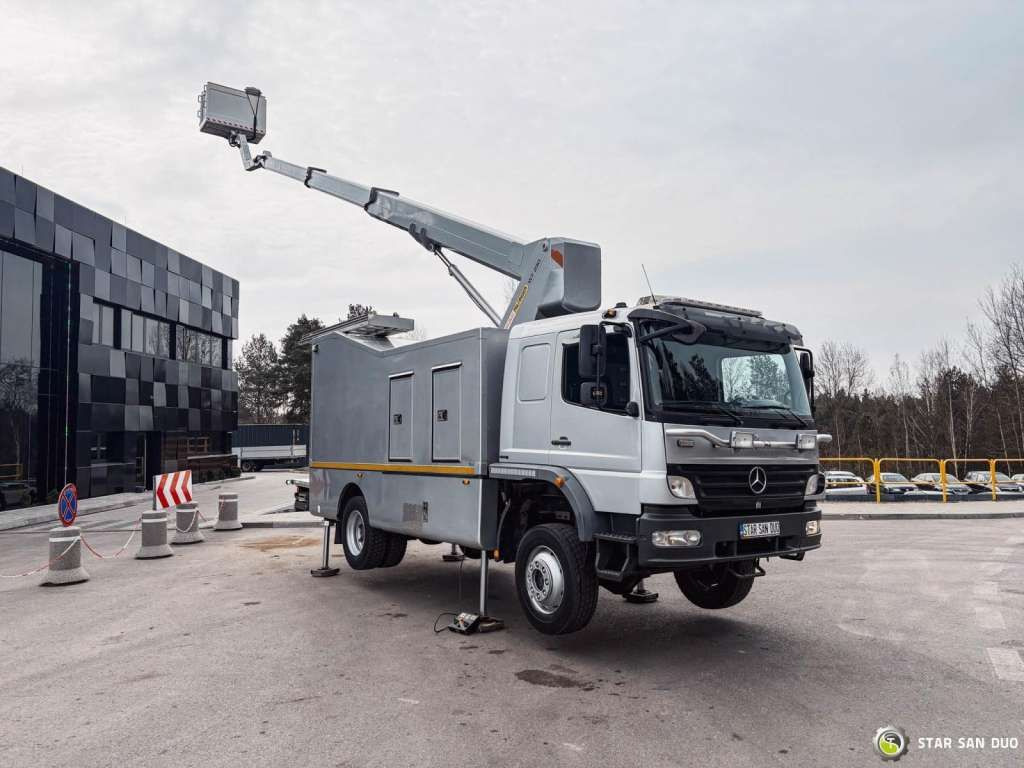 Mercedes-Benz 1529 4x4 Atego Lift Palfinger Wumag WT 230 - Veoautolt tõusev platvorm: pilt 5 Mercedes-Benz 1529 4x4 Atego Lift Palfinger Wumag WT 230 - Veoautolt tõusev platvorm: pilt 5