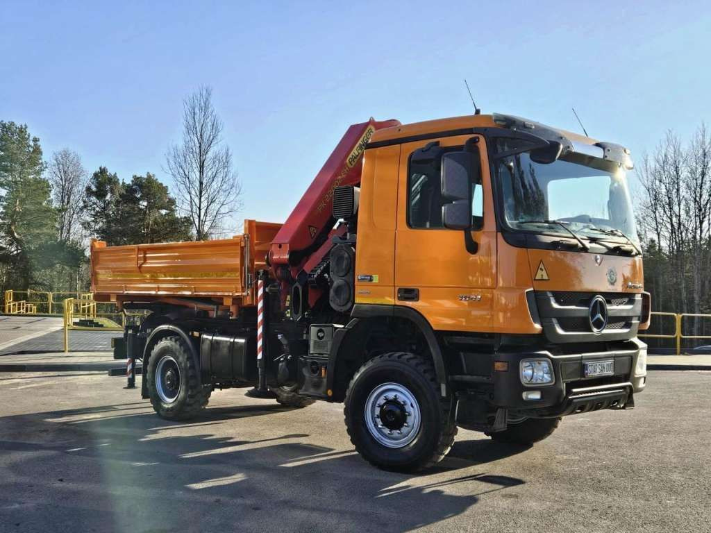 Mercedes-Benz ACTROS 1841 4x4 PALFINGER PK 22002 CRANE KIPER - Kallurauto, Kraanaga veoauto: pilt 4 Mercedes-Benz ACTROS 1841 4x4 PALFINGER PK 22002 CRANE KIPER - Kallurauto, Kraanaga veoauto: pilt 4