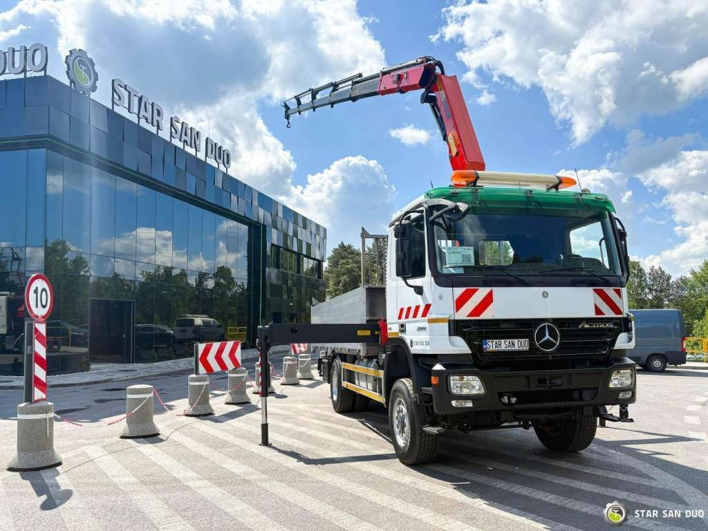 Mercedes-Benz ACTROS 2044A 4x4 Palfinger PK 20002 hds Crane - Kraanaga veoauto: pilt 2 Mercedes-Benz ACTROS 2044A 4x4 Palfinger PK 20002 hds Crane - Kraanaga veoauto: pilt 2