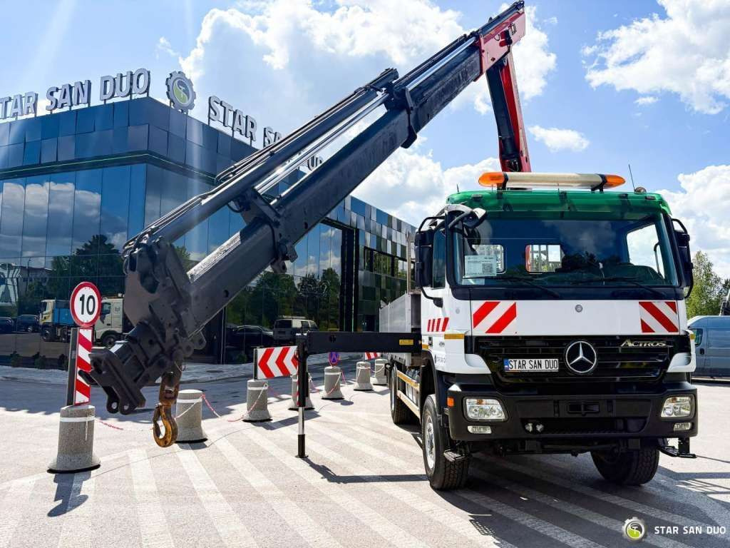 Mercedes-Benz ACTROS 2044A 4x4 Palfinger PK 20002 hds Crane - Kraanaga veoauto: pilt 4 Mercedes-Benz ACTROS 2044A 4x4 Palfinger PK 20002 hds Crane - Kraanaga veoauto: pilt 4