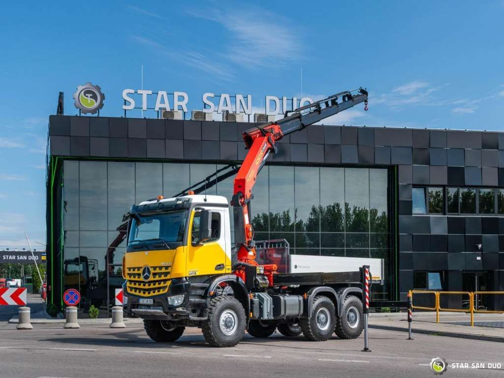 Mercedes-Benz AROCS 3345 6x6 PALFINGER PK 33002 Euro 6 Crane - Kraanaga veoauto: pilt 4 Mercedes-Benz AROCS 3345 6x6 PALFINGER PK 33002 Euro 6 Crane - Kraanaga veoauto: pilt 4