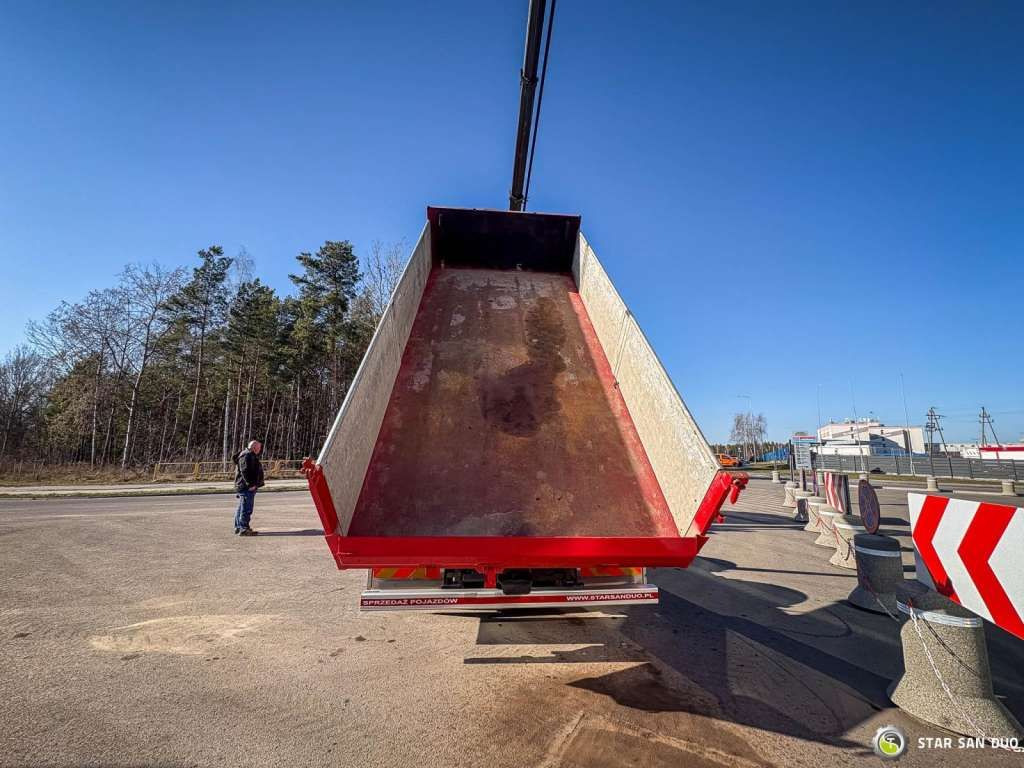 Mercedes-Benz  AROCS 3358L 6x4 HIAB 192X-HIPRO E-6 Crane Kippe - Kraanaga veoauto: pilt 5 Mercedes-Benz  AROCS 3358L 6x4 HIAB 192X-HIPRO E-6 Crane Kippe - Kraanaga veoauto: pilt 5