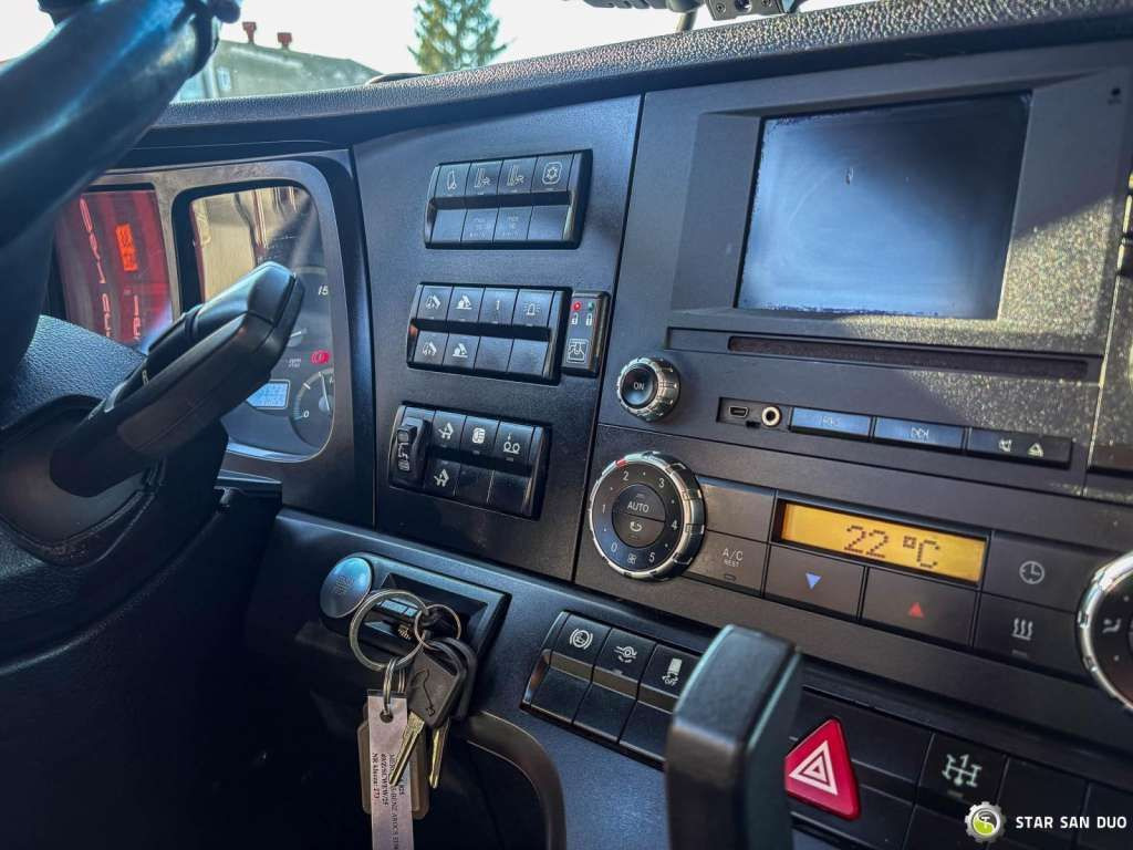 Uus Kraanaga veoauto Mercedes-Benz  AROCS 3358L 6x4 HIAB 192X-HIPRO E-6 Crane Kippe: pilt 27