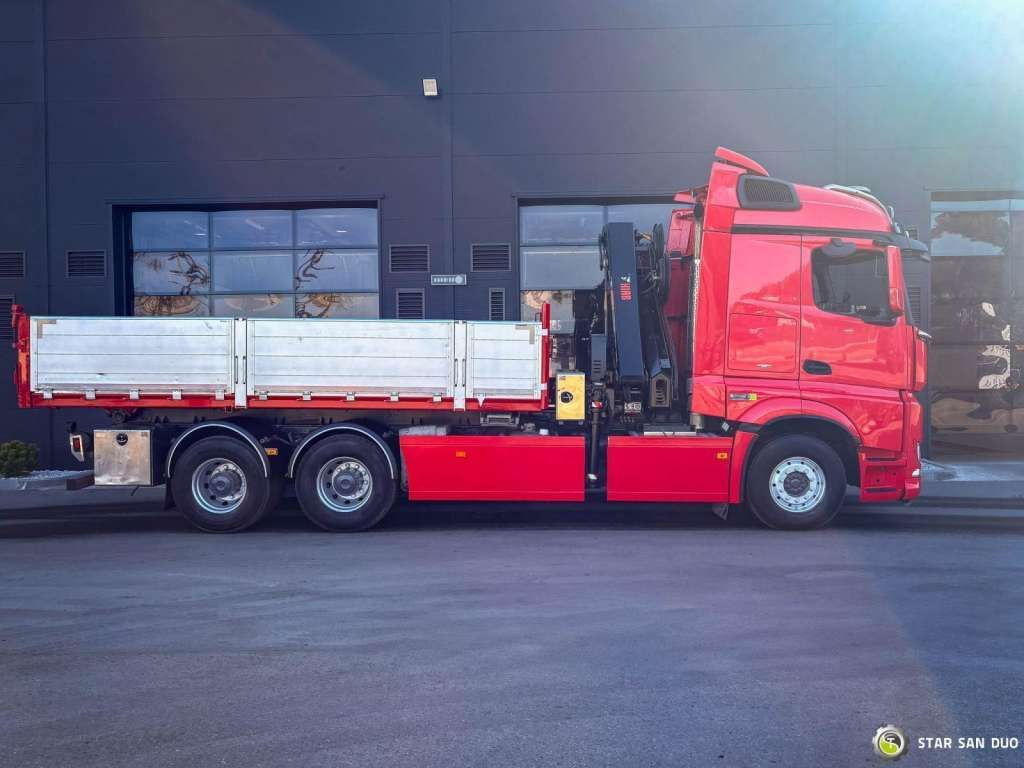 Mercedes-Benz AROCS 3358L 6x4 HIAB 192X-HIPRO E-6 Crane Kippe - Kallurauto: pilt 2 Mercedes-Benz AROCS 3358L 6x4 HIAB 192X-HIPRO E-6 Crane Kippe - Kallurauto: pilt 2