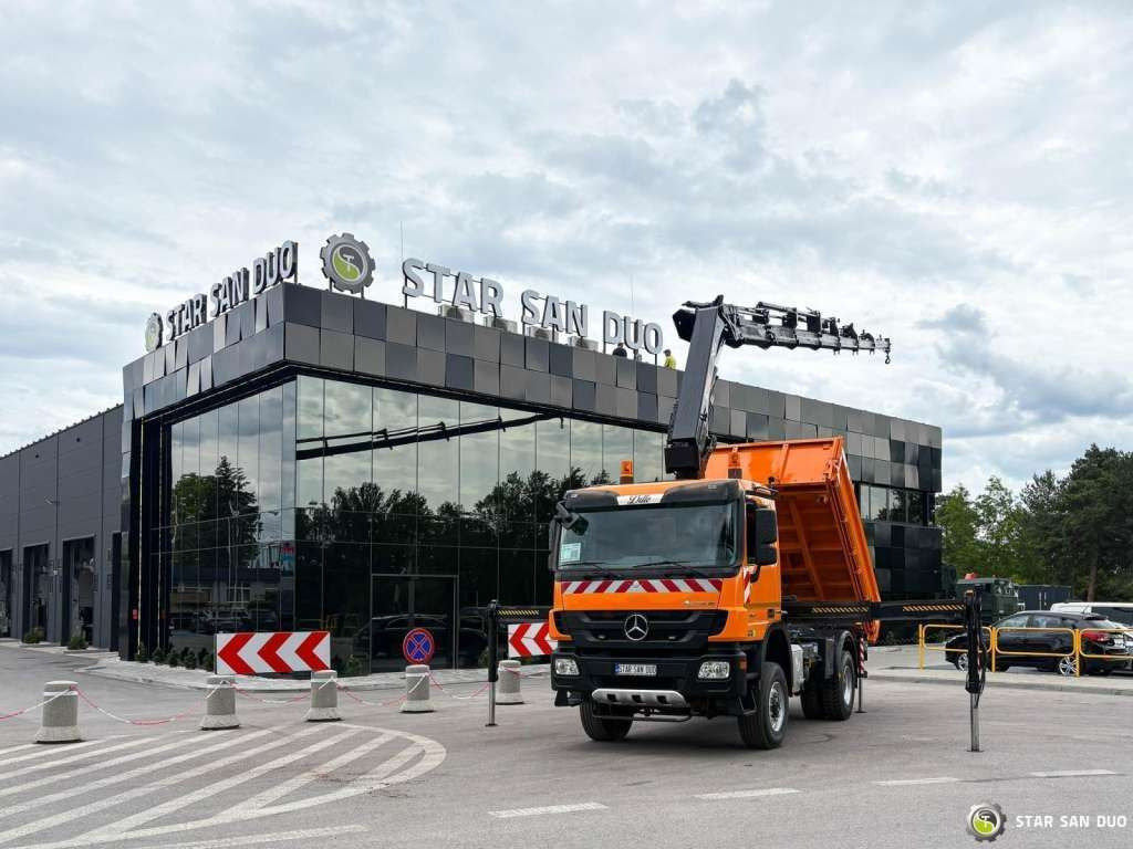 Mercedes-Benz Actros 1841 AK 4x4 Hiab 288E-7 Crane Kipper - Kallurauto: pilt 2 Mercedes-Benz Actros 1841 AK 4x4 Hiab 288E-7 Crane Kipper - Kallurauto: pilt 2