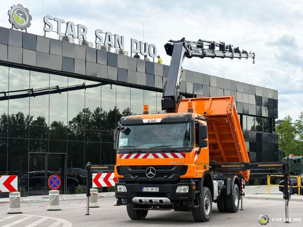 Mercedes-Benz Actros 1841 AK 4x4 Hiab 288E-7 Crane Kipper - Kraanaga veoauto: pilt 5 Mercedes-Benz Actros 1841 AK 4x4 Hiab 288E-7 Crane Kipper - Kraanaga veoauto: pilt 5
