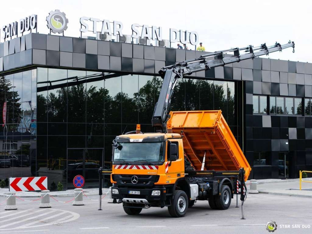 Mercedes-Benz Actros 1841 AK 4x4 Hiab 288E-7 Crane Kipper - Kraanaga veoauto: pilt 1 Mercedes-Benz Actros 1841 AK 4x4 Hiab 288E-7 Crane Kipper - Kraanaga veoauto: pilt 1