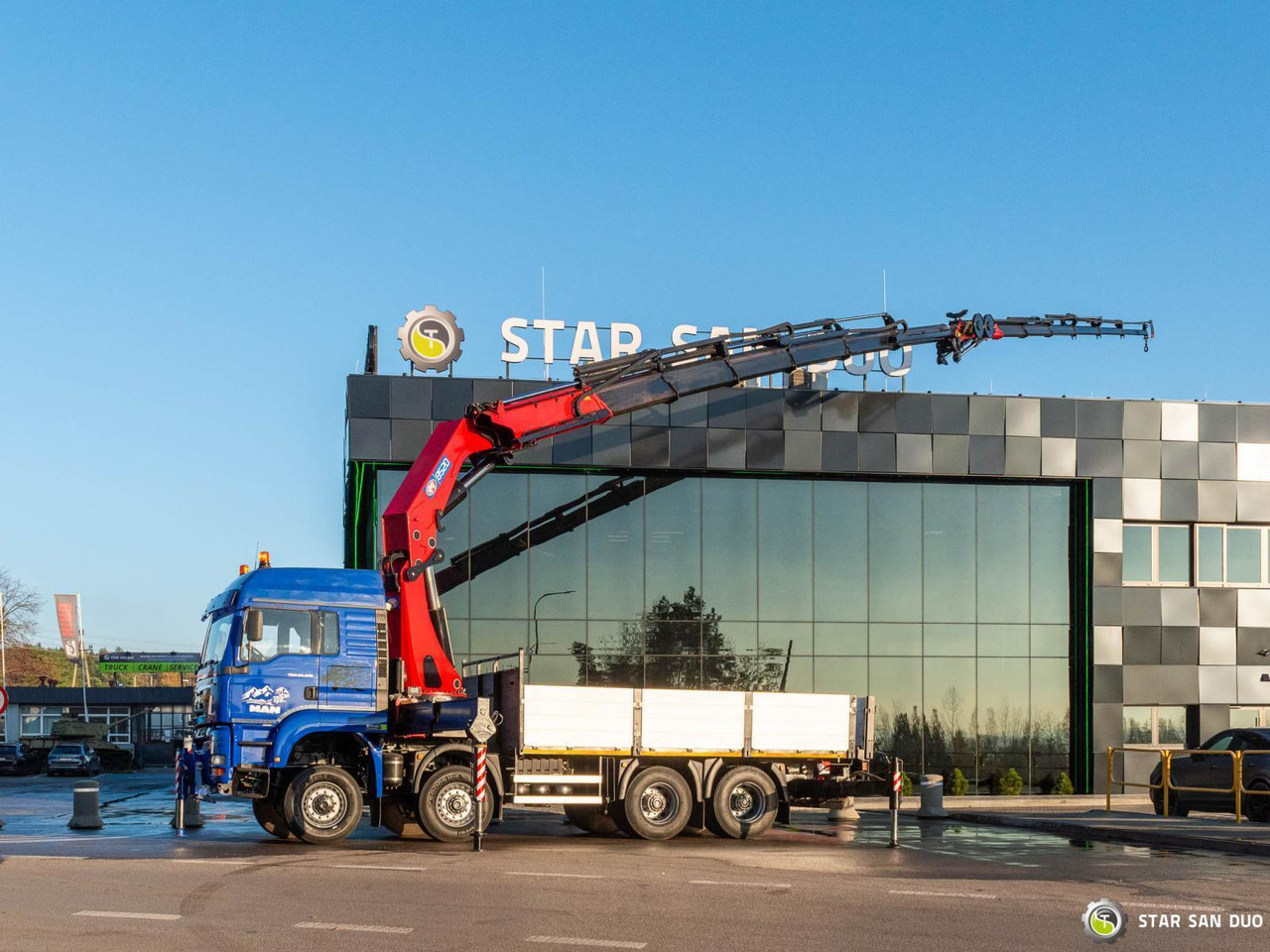 - Kraanaga veoauto: pilt 3 - Kraanaga veoauto: pilt 3