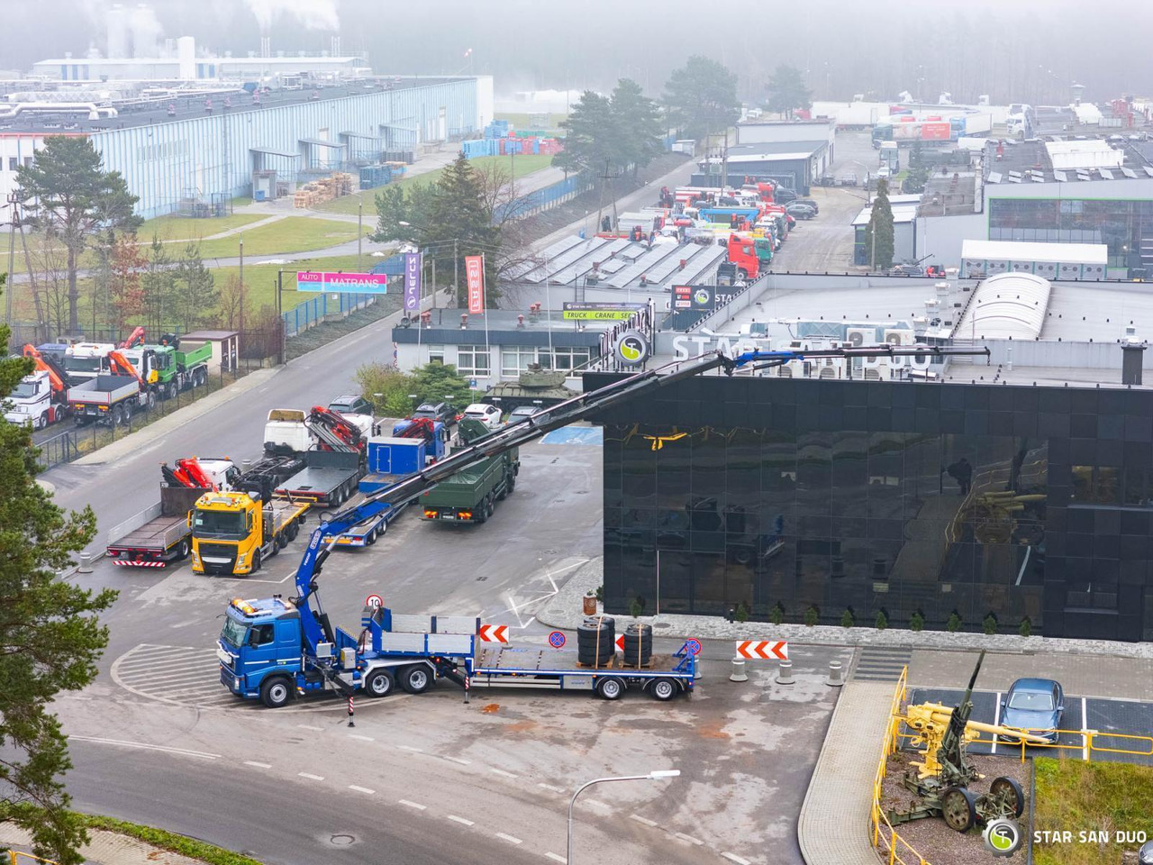 - Kraanaga veoauto: pilt 4 - Kraanaga veoauto: pilt 4