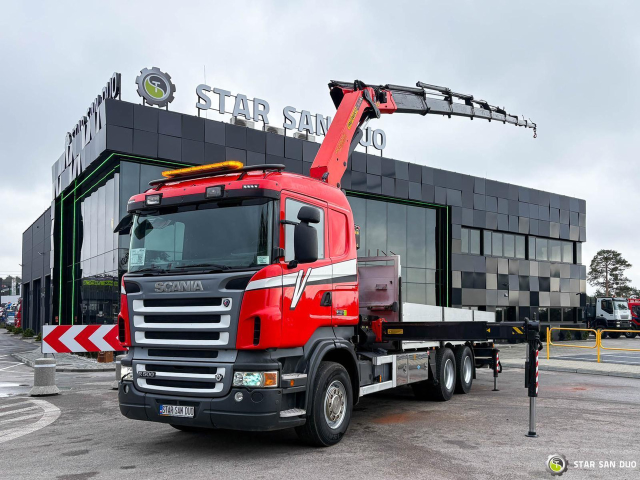 - Kraanaga veoauto: pilt 4 - Kraanaga veoauto: pilt 4