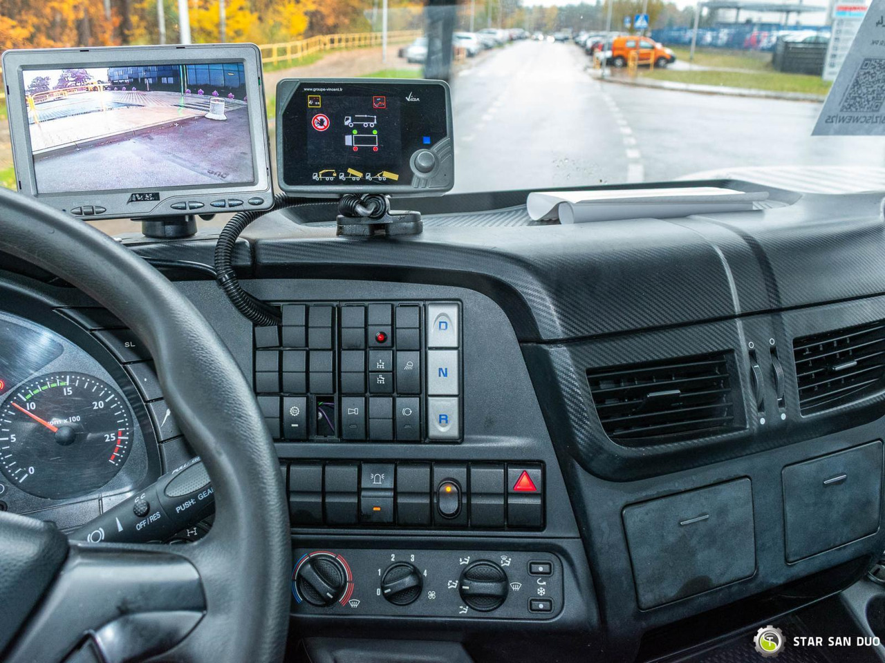 Kraanaga veoauto : pilt 18