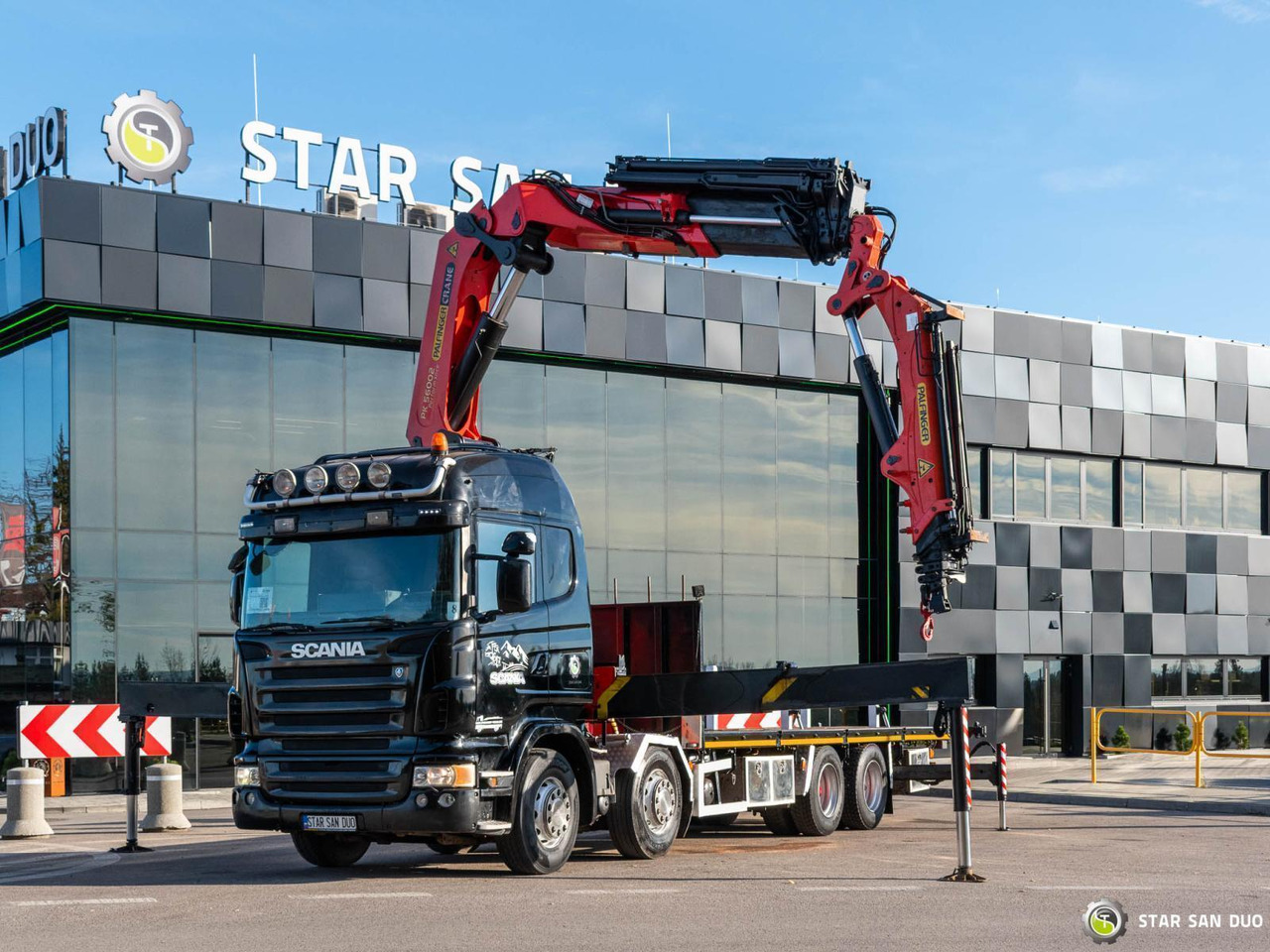 - Kraanaga veoauto: pilt 4 - Kraanaga veoauto: pilt 4