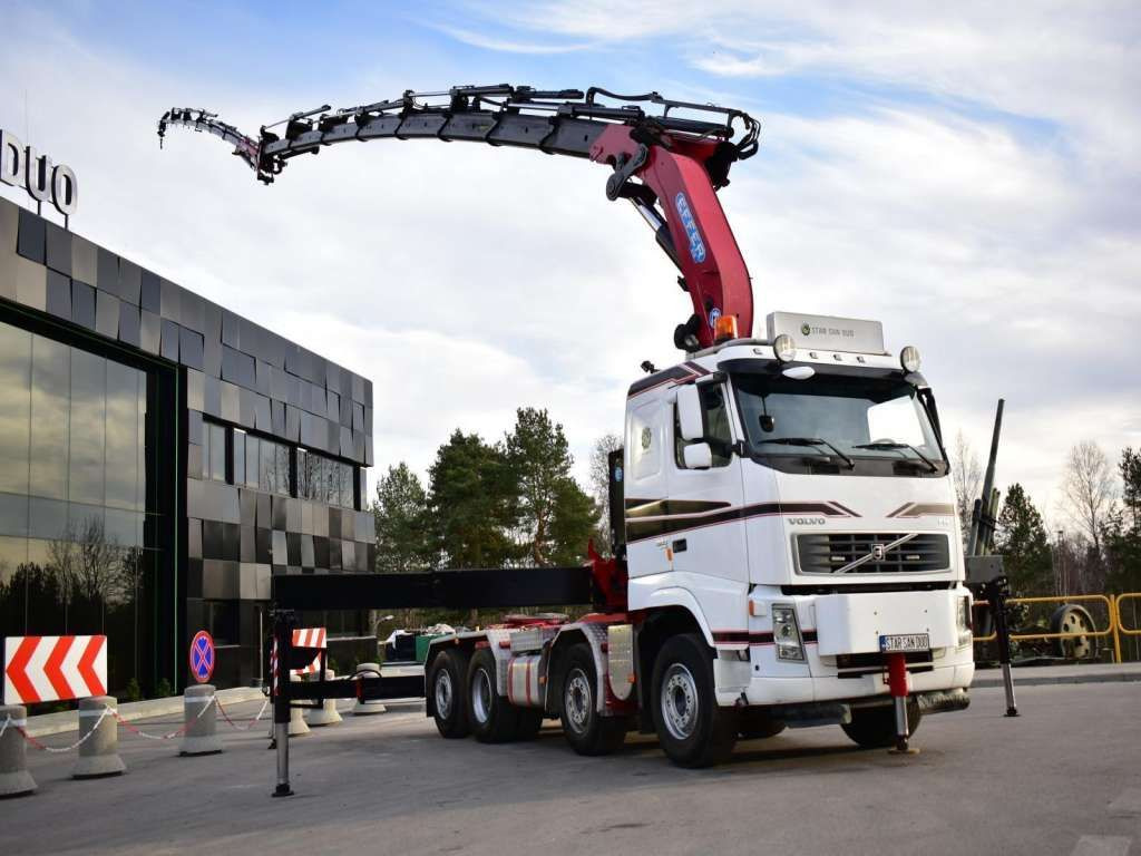 Volvo FH 520 8x2 EFFER 850 Fly Jib Winch 5th - Sadulveok: pilt 3 Volvo FH 520 8x2 EFFER 850 Fly Jib Winch 5th - Sadulveok: pilt 3
