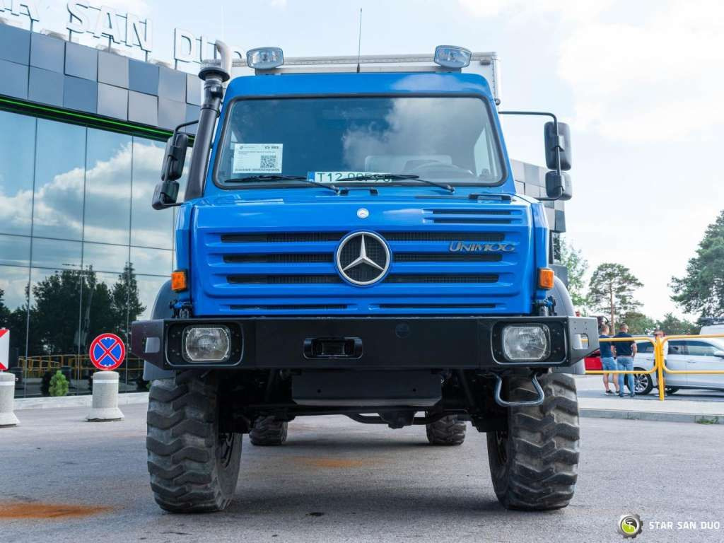 Unimog Mercedes-Benz Unimog U 4000 4x4 Camper Expeditio - Kabiinišassiiga veoauto: pilt 2 Unimog Mercedes-Benz Unimog U 4000 4x4 Camper Expeditio - Kabiinišassiiga veoauto: pilt 2