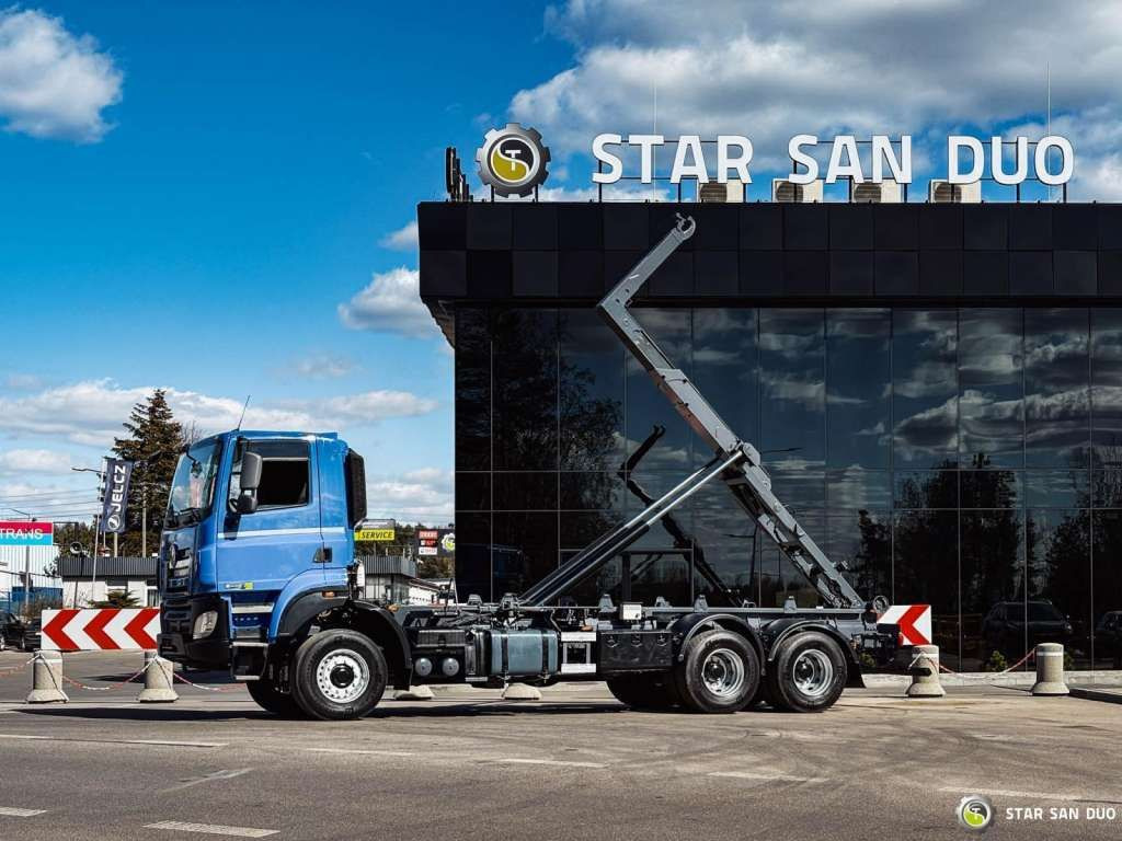 Tatra T158 PHOENIX 6x6 Euro 6 - Veoauto: pilt 2 Tatra T158 PHOENIX 6x6 Euro 6 - Veoauto: pilt 2