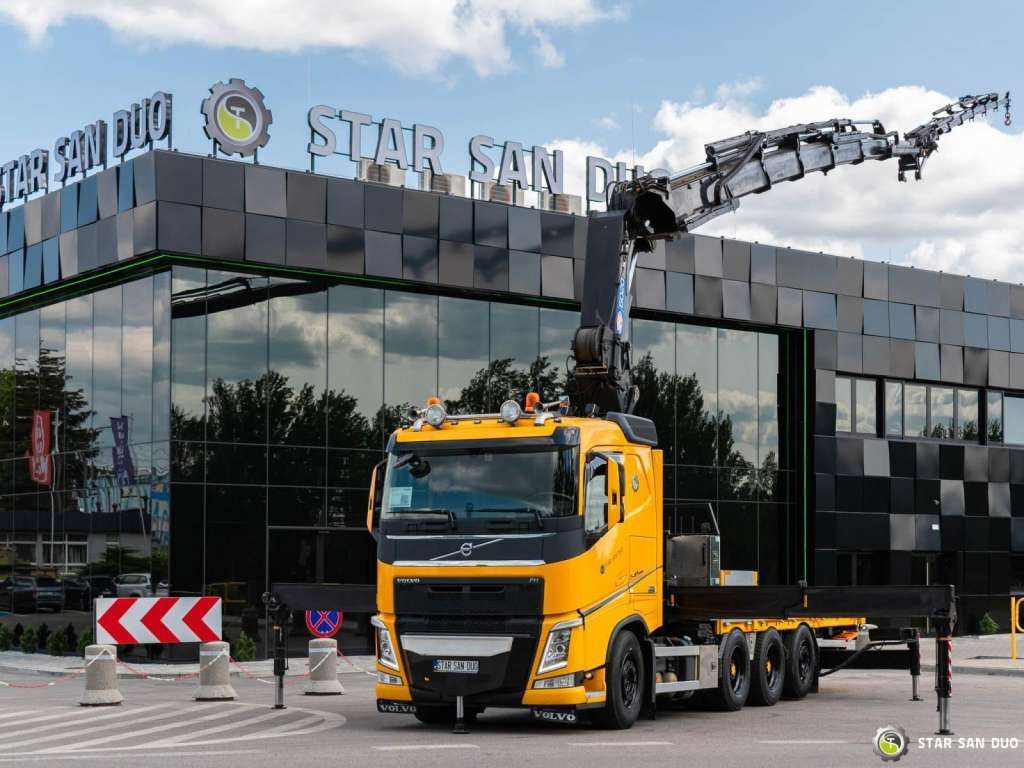 Volvo FH 540 8x4 HMF 6020 Fly Jib Winch - Kraanaga veoauto: pilt 1 Volvo FH 540 8x4 HMF 6020 Fly Jib Winch - Kraanaga veoauto: pilt 1