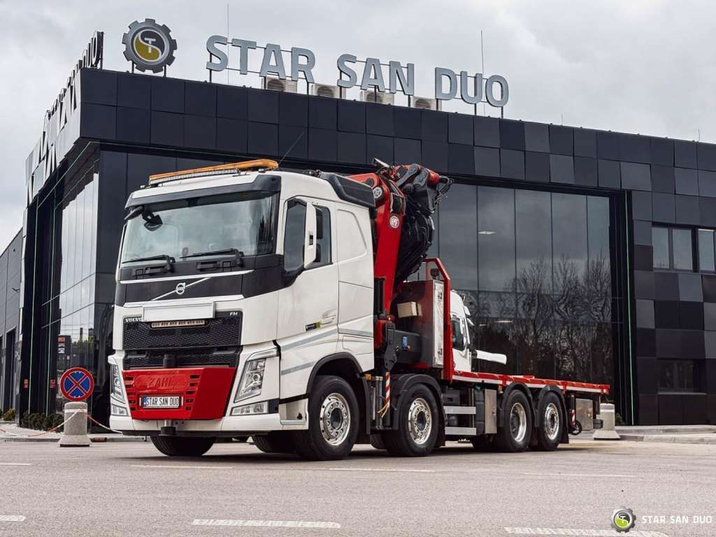 Volvo FH 550 8x2 HMF 8520 FLY JIB Winch Crane Euro 6 - Kraanaga veoauto: pilt 4 Volvo FH 550 8x2 HMF 8520 FLY JIB Winch Crane Euro 6 - Kraanaga veoauto: pilt 4